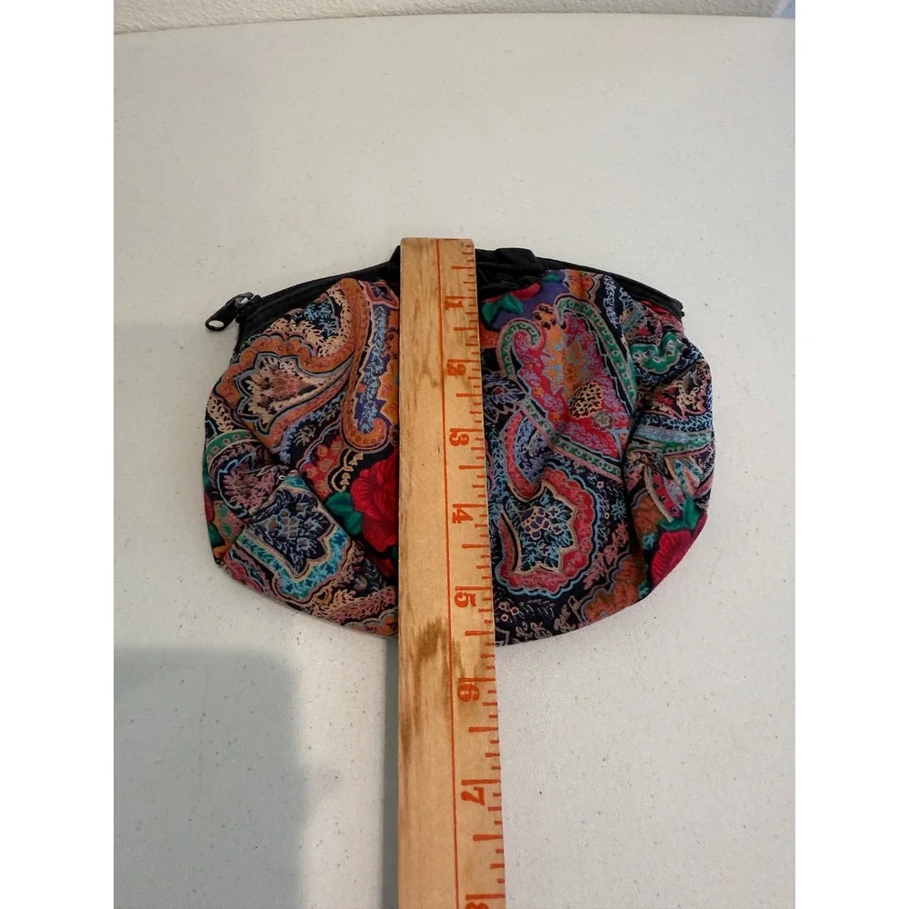 Vintage Paisley Floral Tapestry Cosmetic Bag Black Bow Zipper Makeup Pouch‎